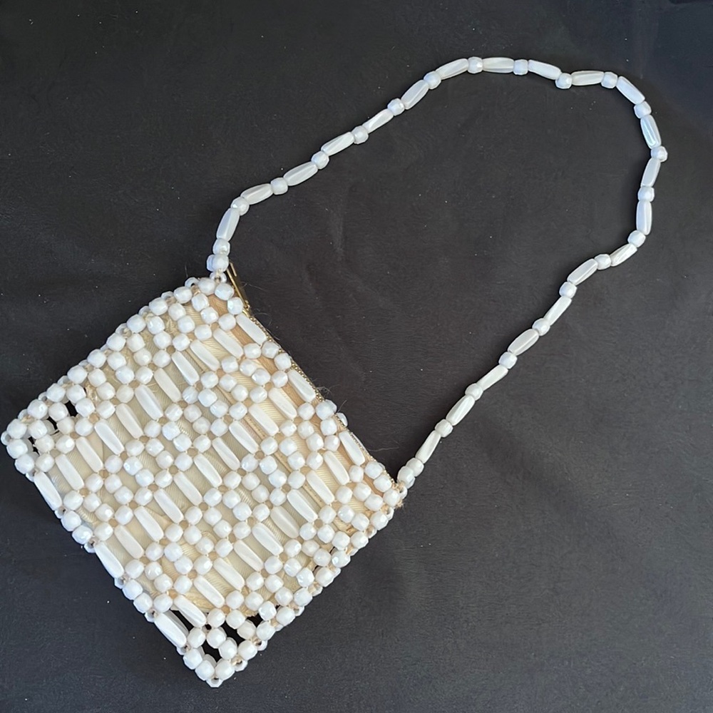 Little Girls Vintage White Bead~Beaded Shoulder Bag/Purse~Hong Kong~MCM